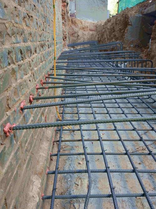 工程項目中什么地方必須采用技術專業(yè)植筋加固呢?