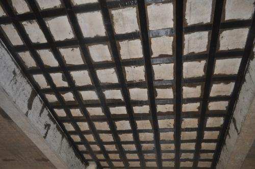 怎樣對(duì)板開(kāi)展結(jié)構(gòu)加固?