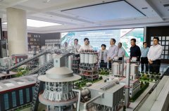 新鄉(xiāng)市常務副市長李躍勇蒞臨中譽鼎力 調研裝備制造產業(yè)經濟運行情況